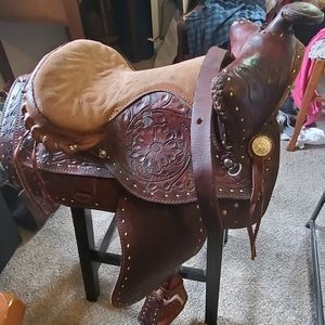 Youth saddle